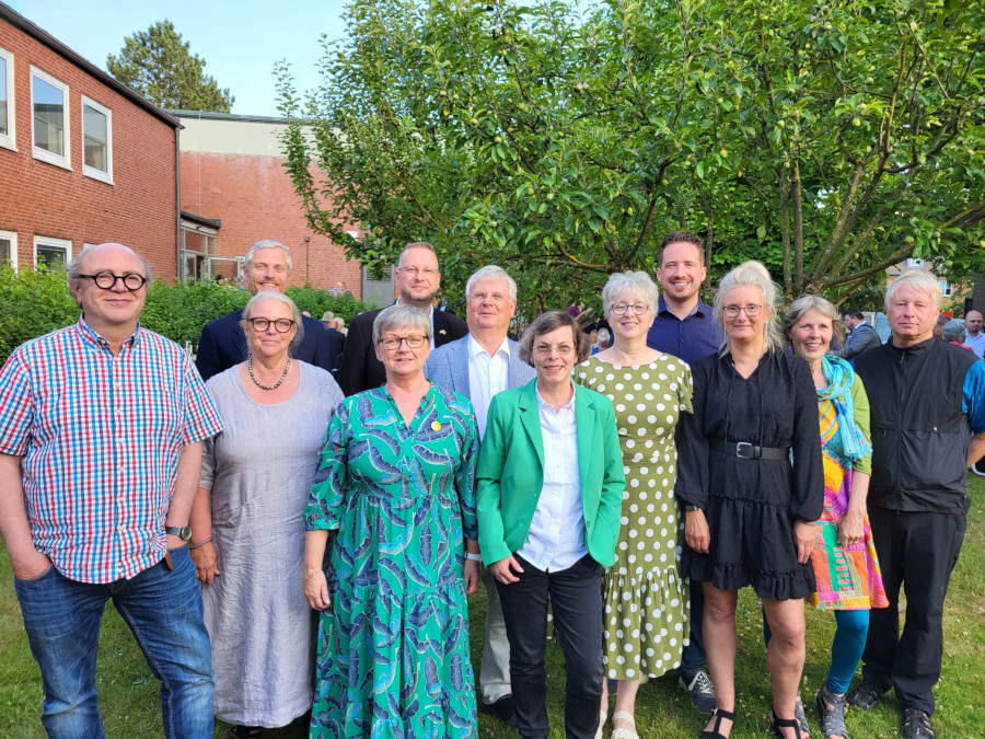 Jan Schwartz, Petra Grüner, Malte Maximilian Ilemann, Monja Löwer, Alexander Harder, Stefan Kehl, Sabine Rautenberg, Bärbel Bischoff, Sven Gebauer, Angela Tsagkalidis, Klaudia Rahmann, Gerold Rahmann. (Nicht im Bild: Vera Hanel, Uwe Schreiber)